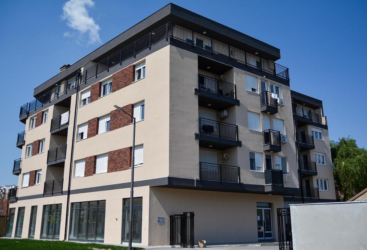 Crown Apartment Subotica Zewnętrze zdjęcie