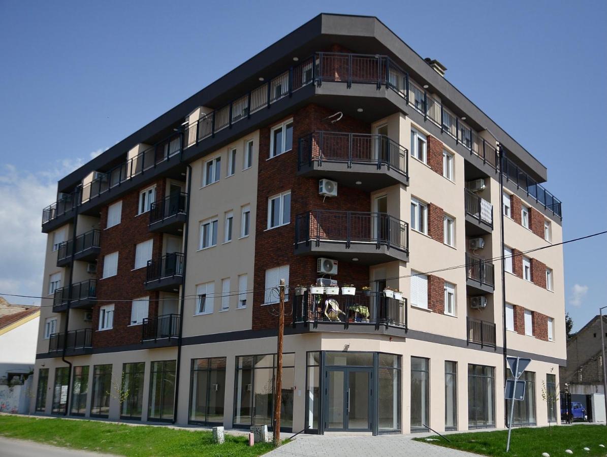 Crown Apartment Subotica Zewnętrze zdjęcie